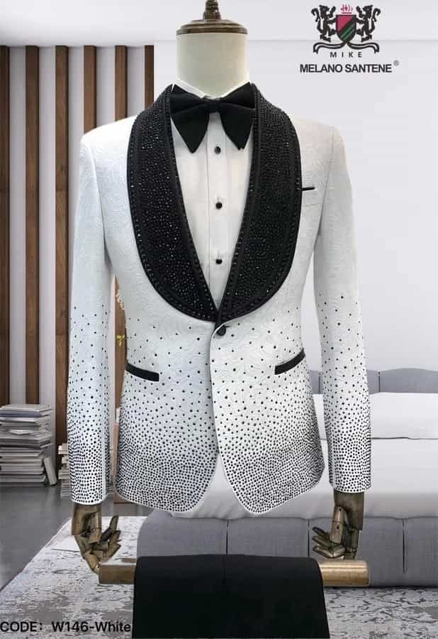Costume élégant pour homme