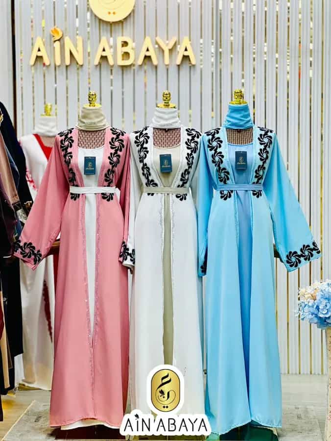 Abayas élégants – Modestie et Raffinement
