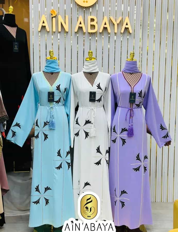 Abayas modestie et élégance