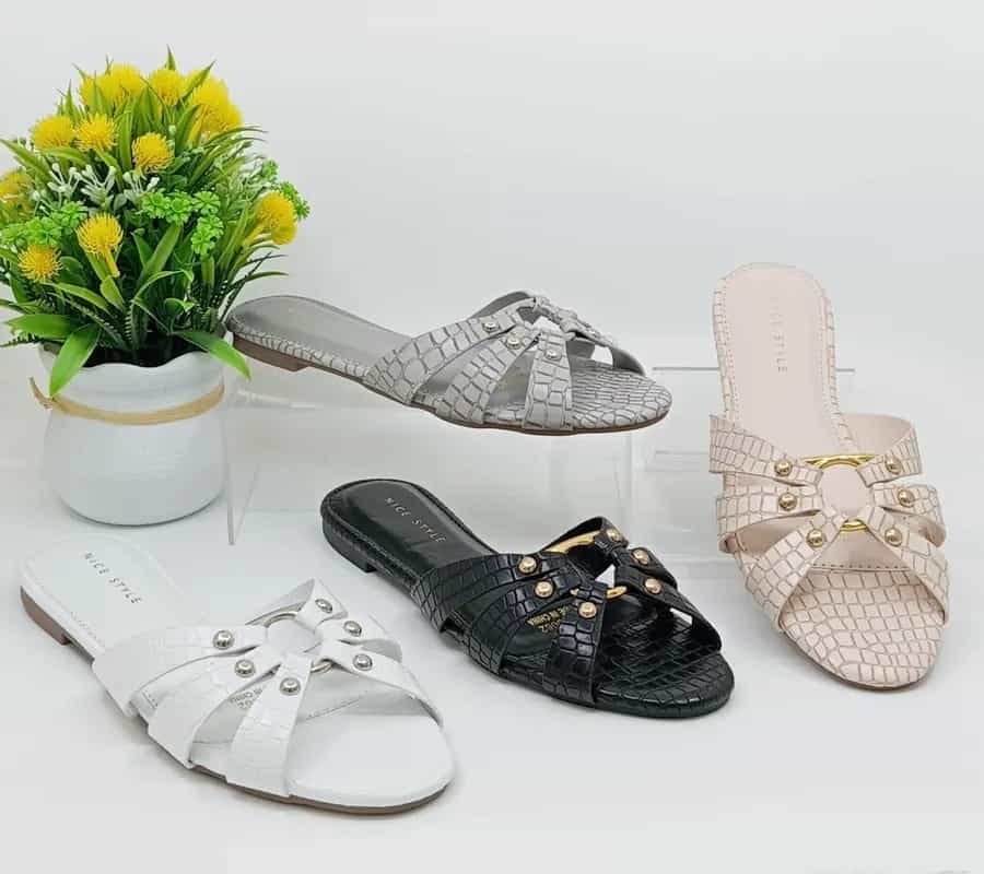 Mules confortables et sophistiquées pour femme