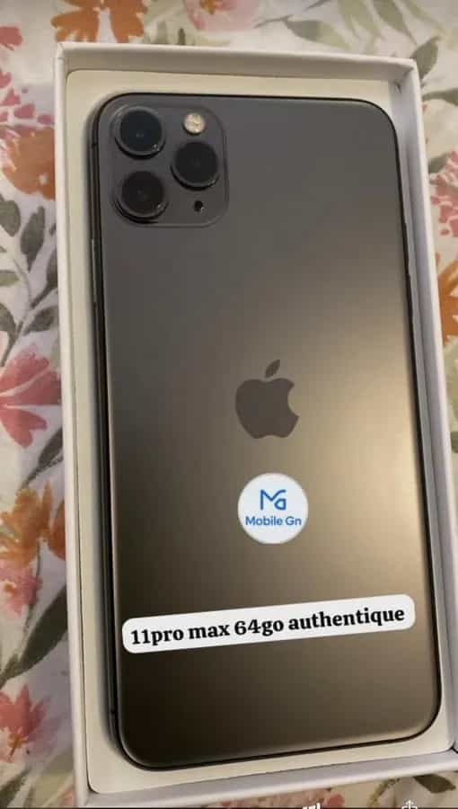 IPHONE CANADIAN 