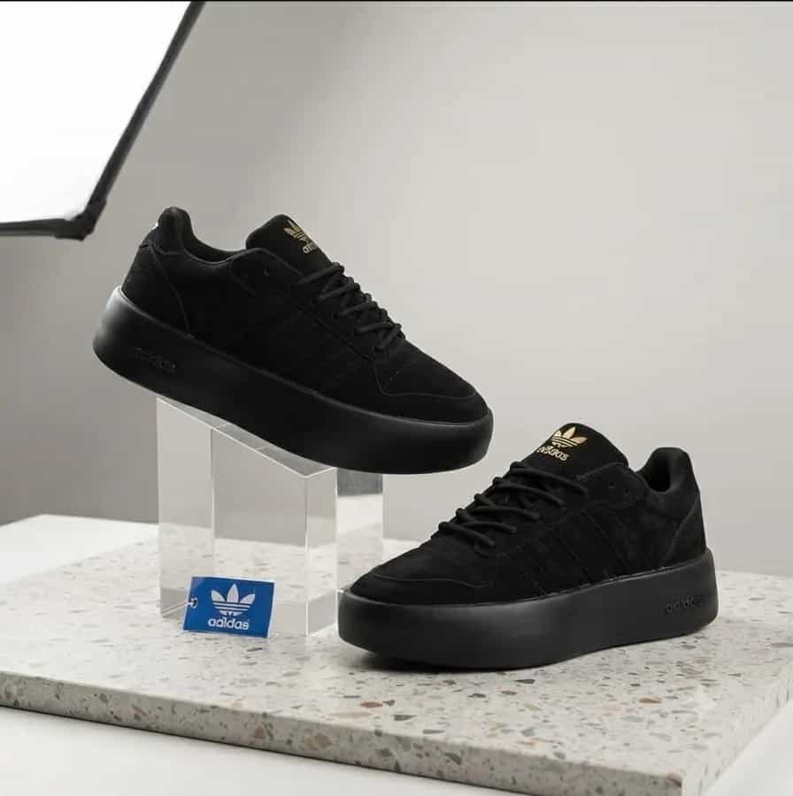 chaussure toute neufs en gros et details