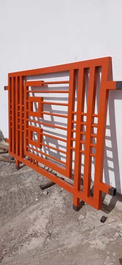 Porte en fer