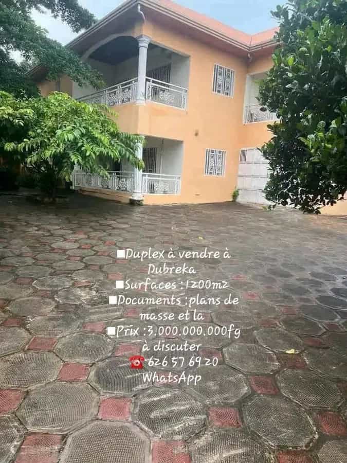 Vente des Maisons à Dubreka. 