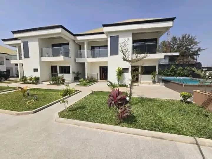 IMMEUBLE À VENDRE