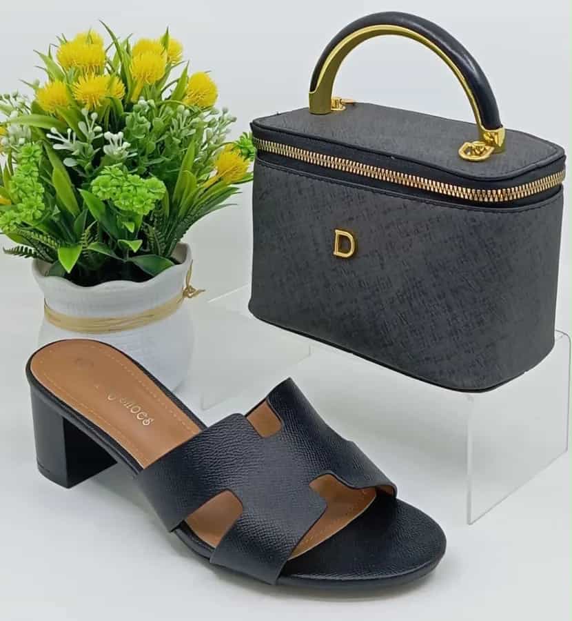 Ensemble sac à main et chaussures 