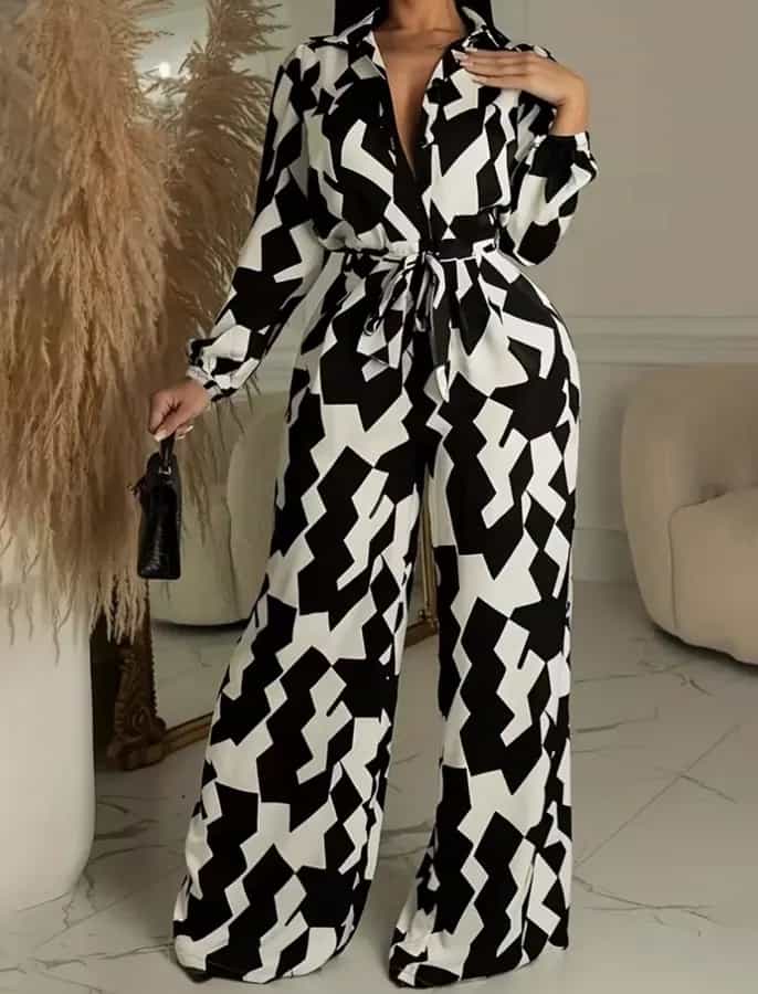 Combinaison élégante et tendance pour femme, pour le printemps et l'automne 