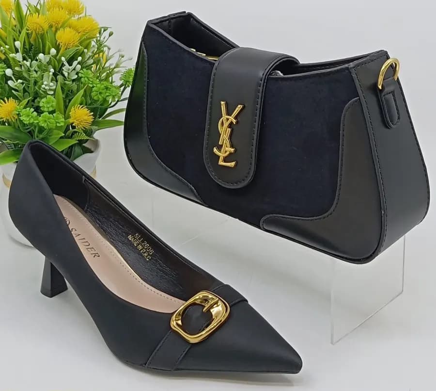 Ensemble sac à main et chaussures 