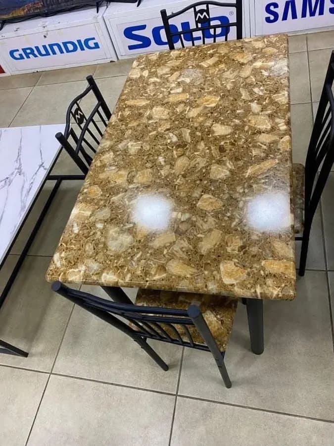 Table à manger 