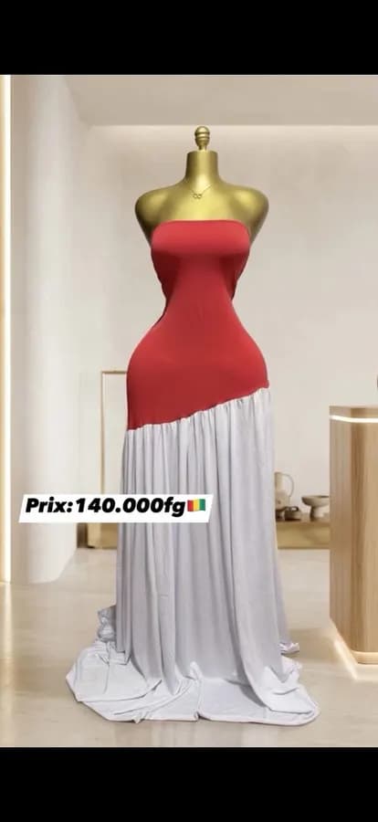 Robe moulante et combinaison 