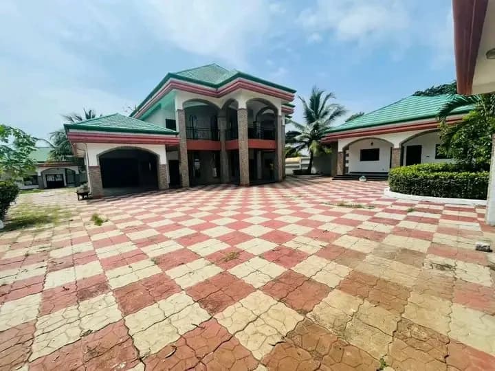 Location des Maisons à Nongo Conakry 