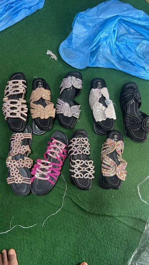 Ventre des Chaussures 