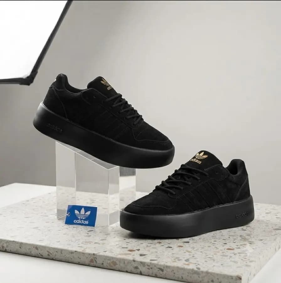 chaussure toute neufs en gros et details