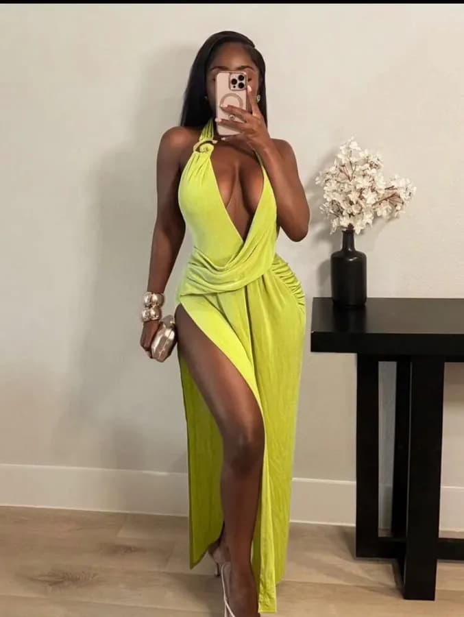 Robe longue dos nu à décolleté plongeant avec fente haute