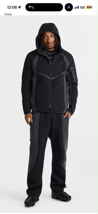 Nike tech
