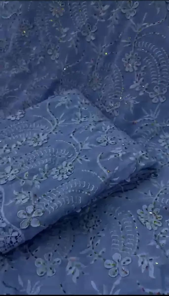 Tissu caviar et autres 