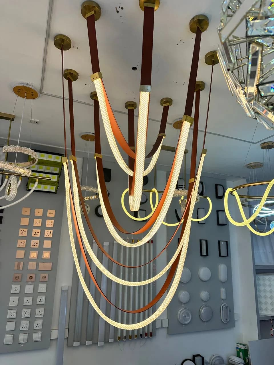 LED pendant chandelier