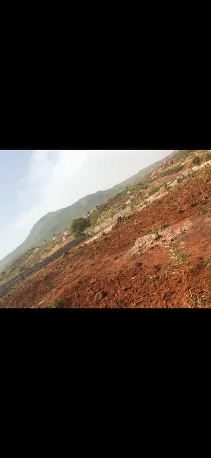 3 terrains colles a Vendre 500 metres carres