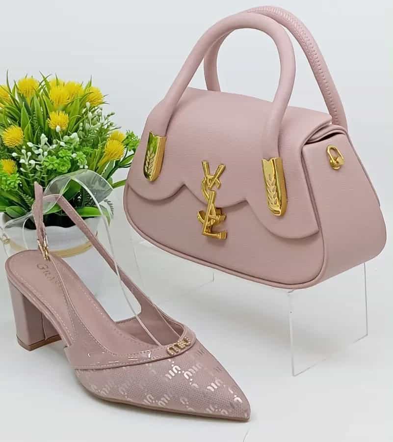 Ensemble sac à main et chaussures